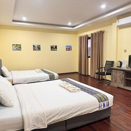 Yula Hotel Thatluang Wientian Zewnętrze zdjęcie